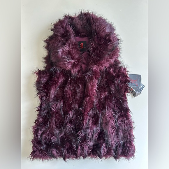 NWOT Adrienne Landau winter faux fur purple/plum vest. Size M - Picture 1 of 7